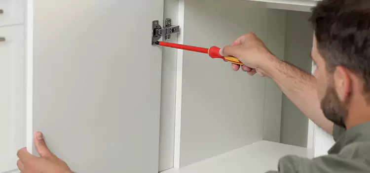 Screen Door Hinge Repair East Providence